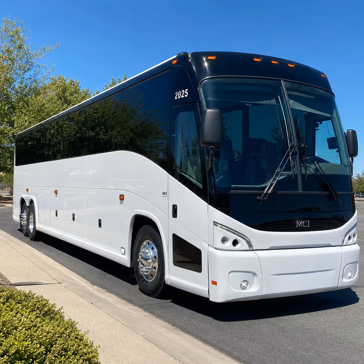 concert shuttle buses to the factory at franklin
