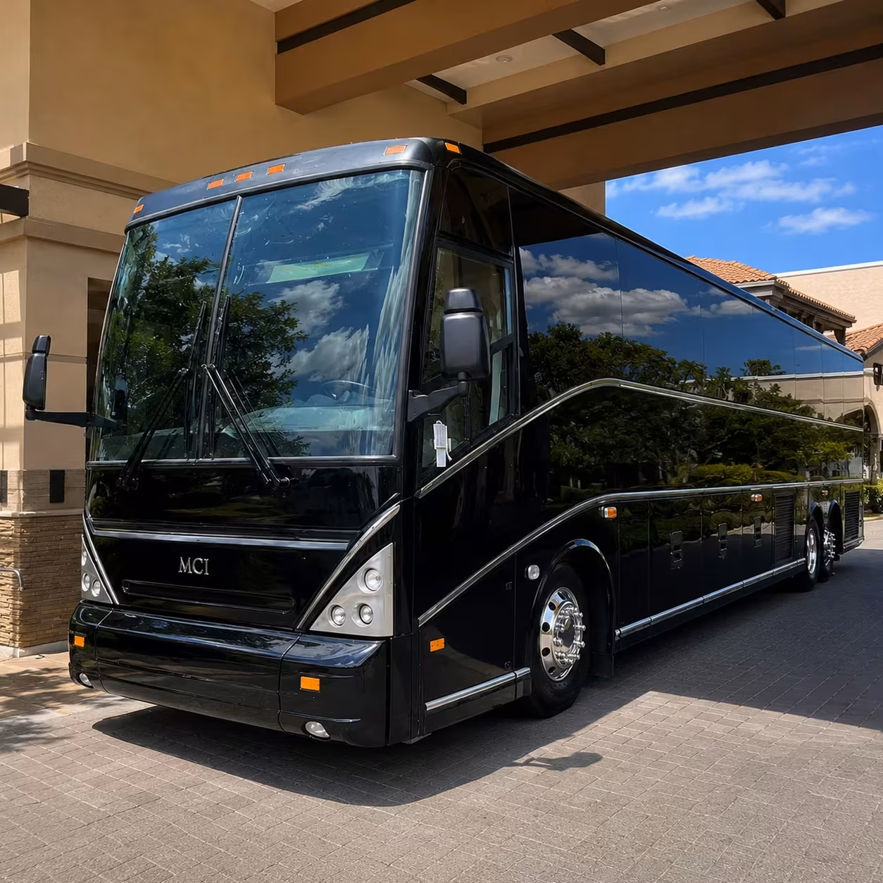 franklin charter bus rentals for corporate events and team building