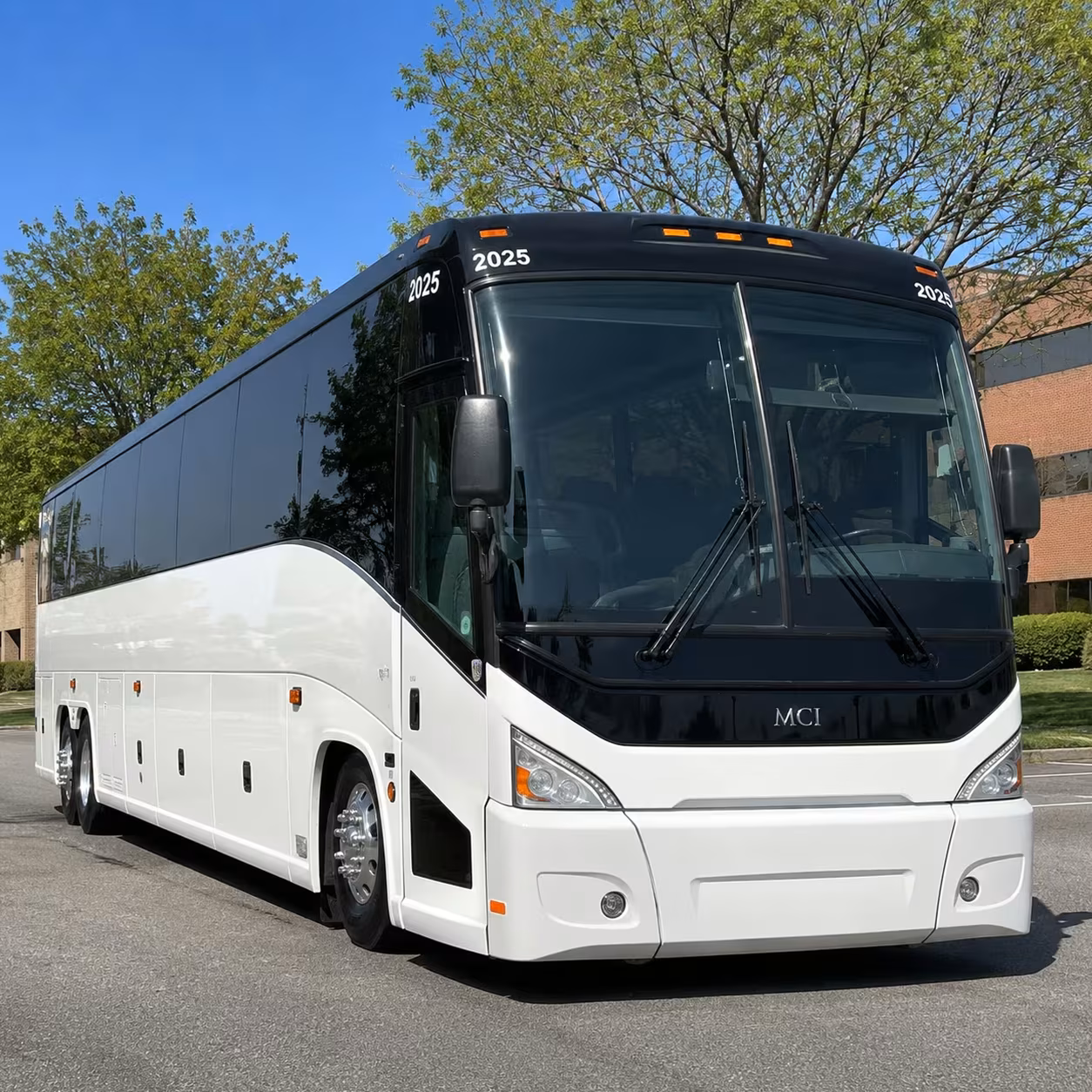 franklin charter bus rentals to nashville airport bna
