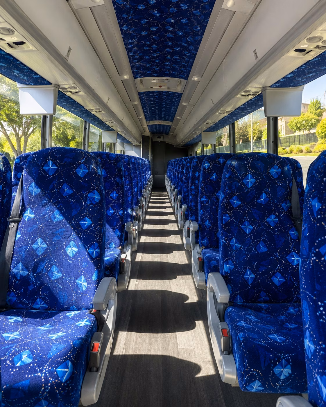 long distance field trip charter buses from franklin tennessee